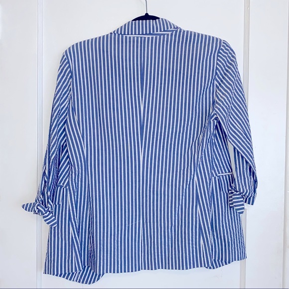 Linen-Feel Blue & White Striped Summer Blazer | Extra-Small - Picture 3 of 4